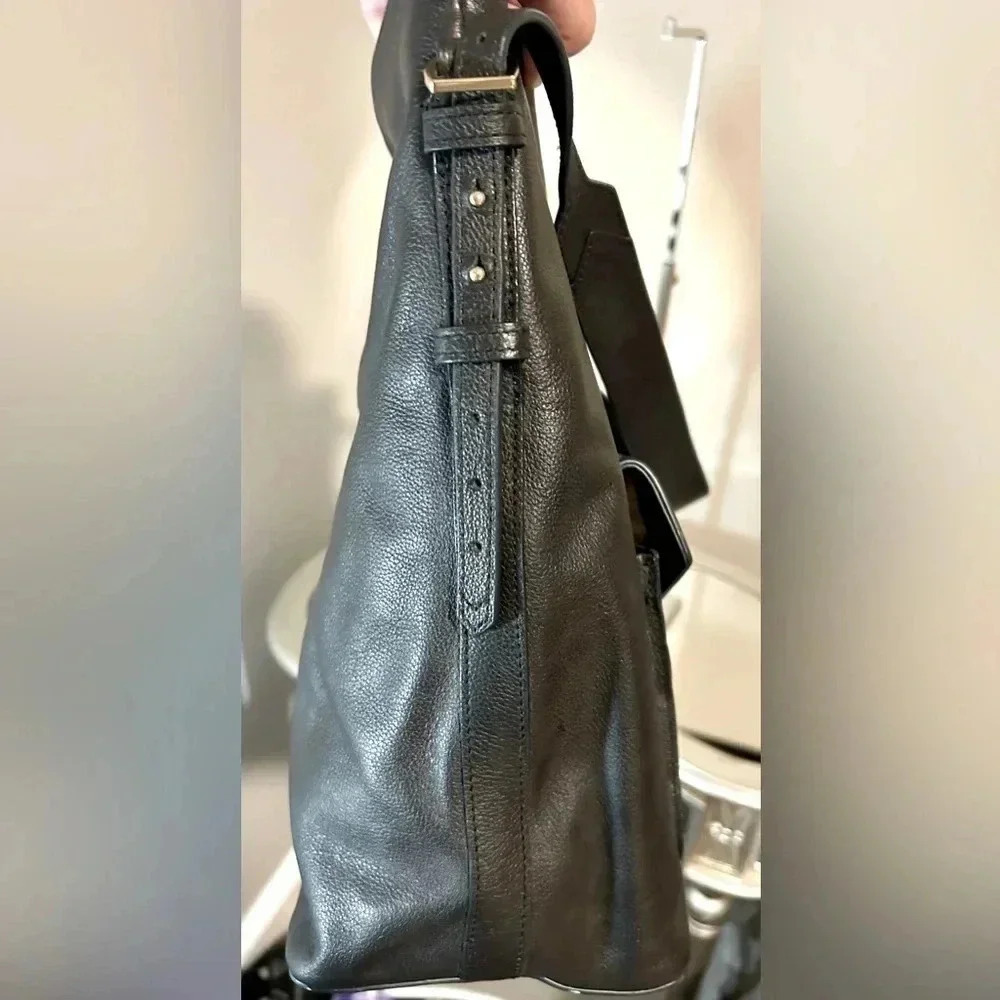 Gently Used COVET Black Leather Shoulder Bag - Picture 4 of 6